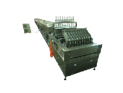 膠紙封口機生產廠家：包裝機械未來發(fā)展趨勢分析